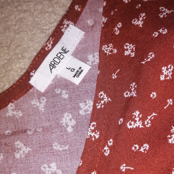 Shirt - Picture 4 of 4